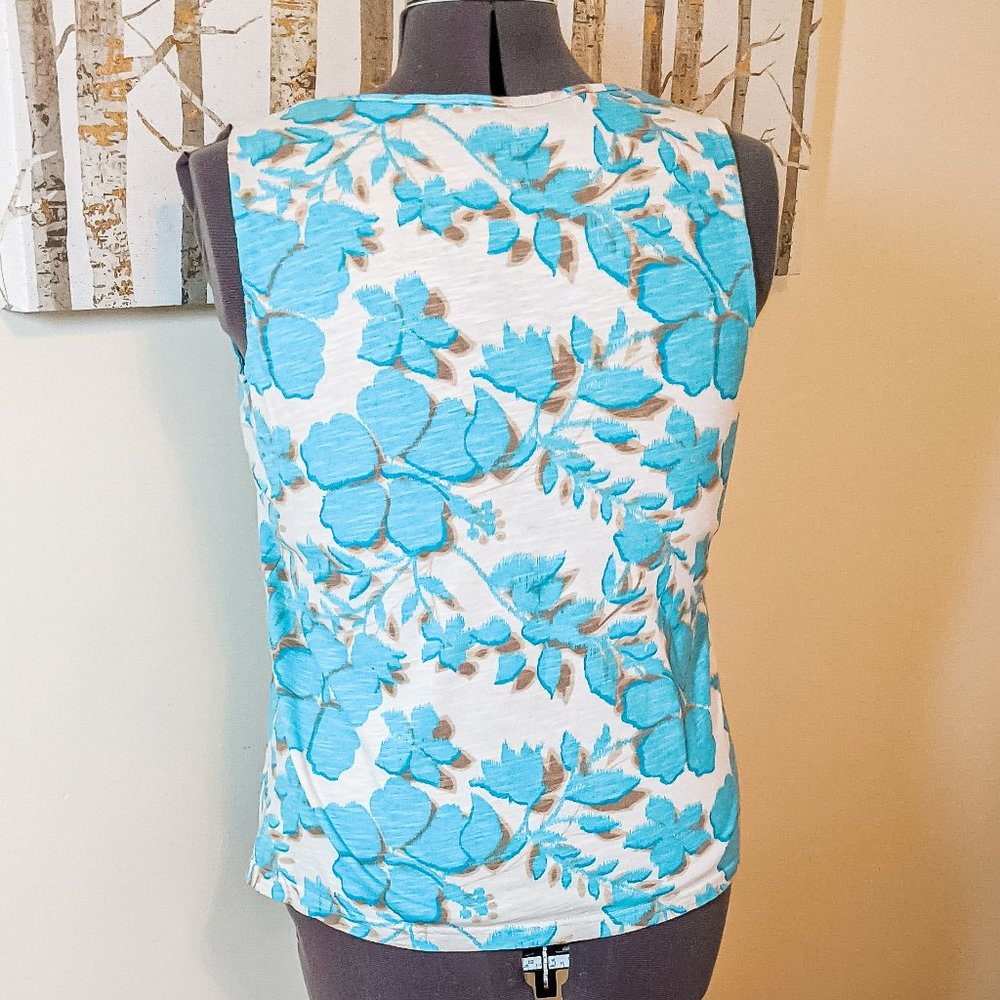 ~*Falls Creek Blue Crochet Neck Tank - Size XL*~ - Picture 3 of 9